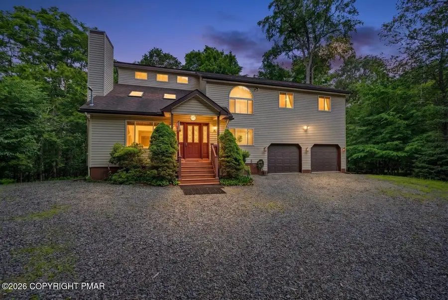 18 Blue Jay Lane, Clifton, PA 18424 - #2