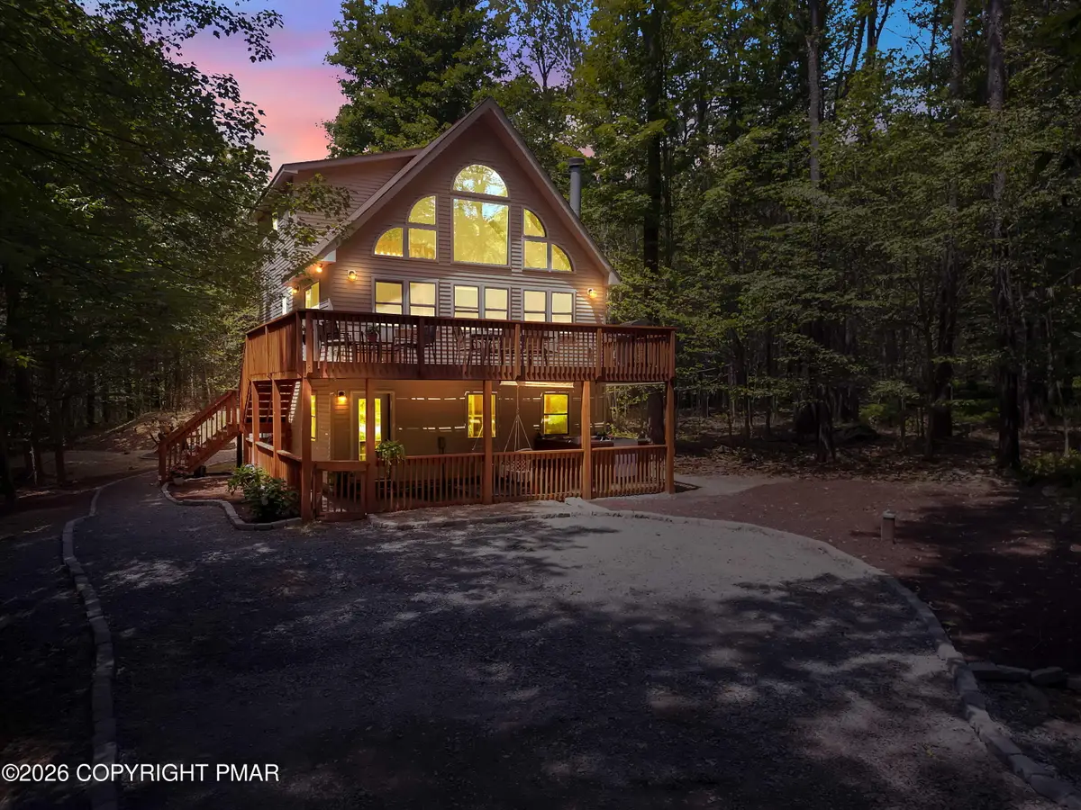 24 W Creekview Drive, Clifton, PA 18424 - #1