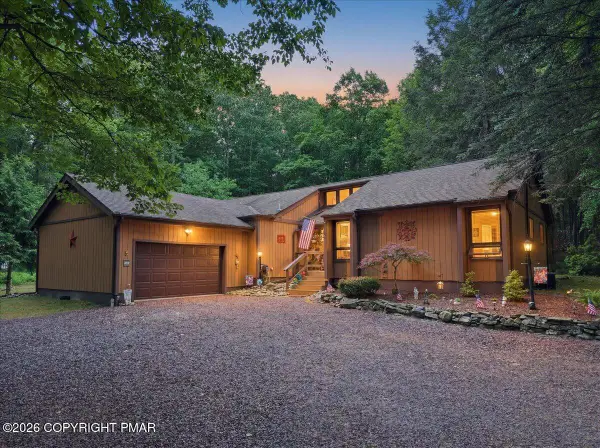 7 Azalea Lane, Lake Harmony, PA 18624