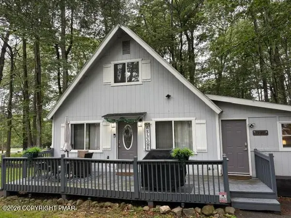 8940 Deerfield Road, Tobyhanna, PA 18466