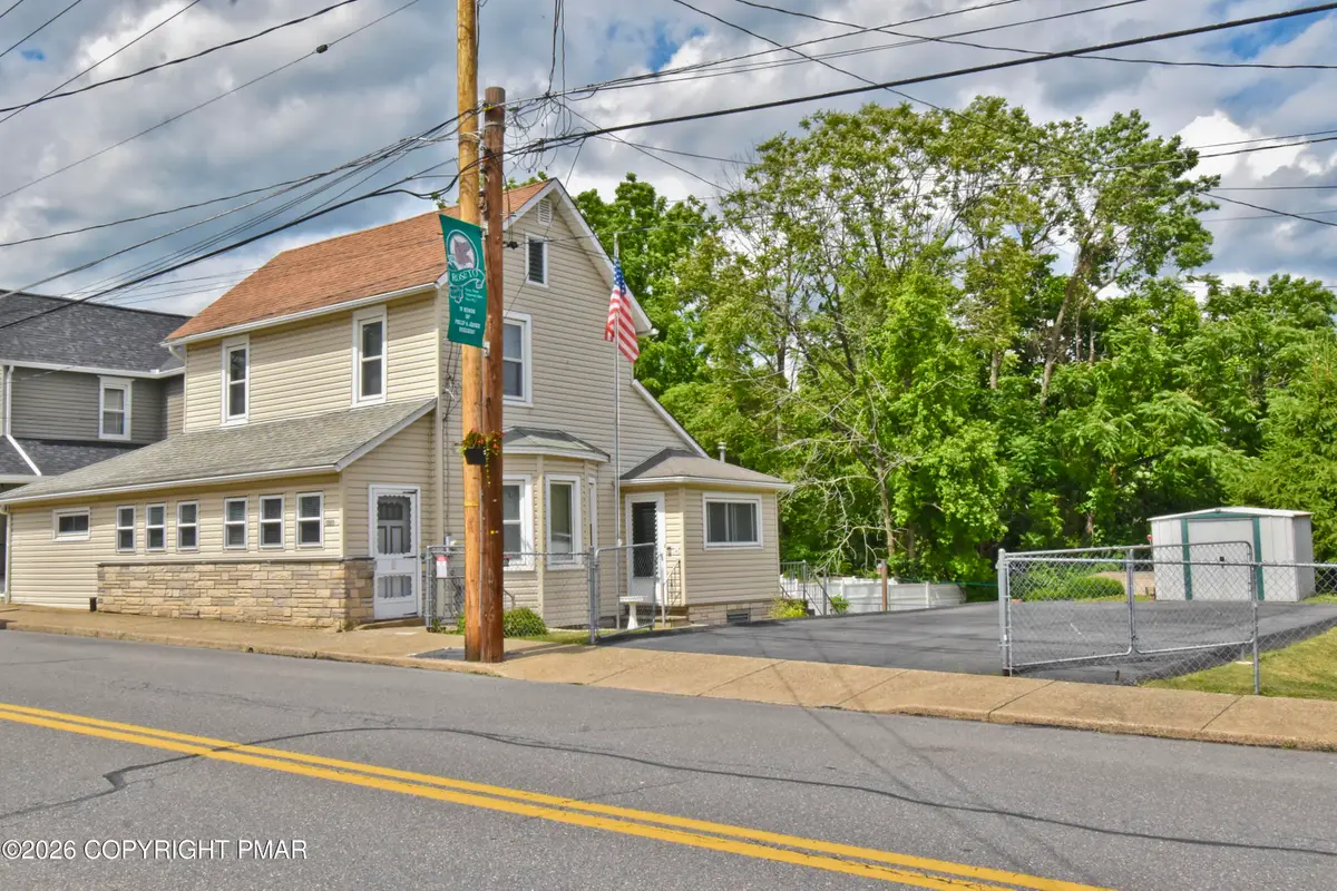 707 Garibaldi Avenue, Roseto, PA 18013 - #1