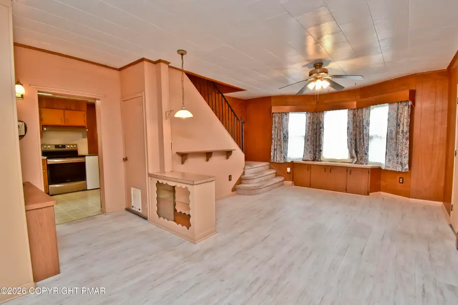 707 Garibaldi Avenue, Roseto, PA 18013 - #3