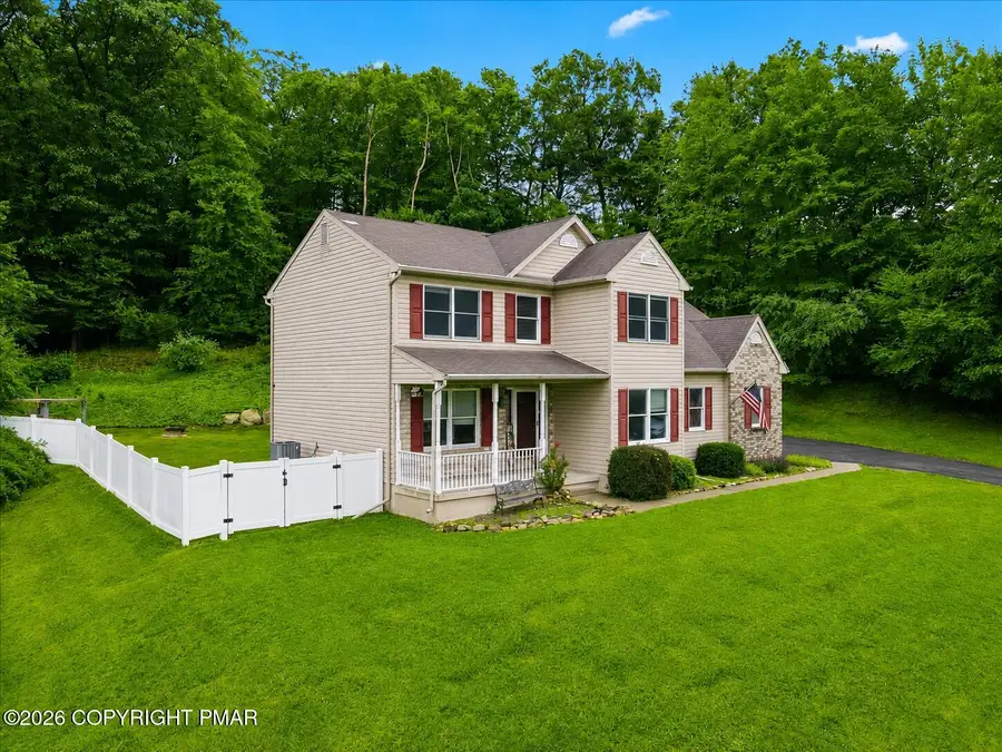 4017 Crest View Drive, Stroudsburg, PA 18360 - #2