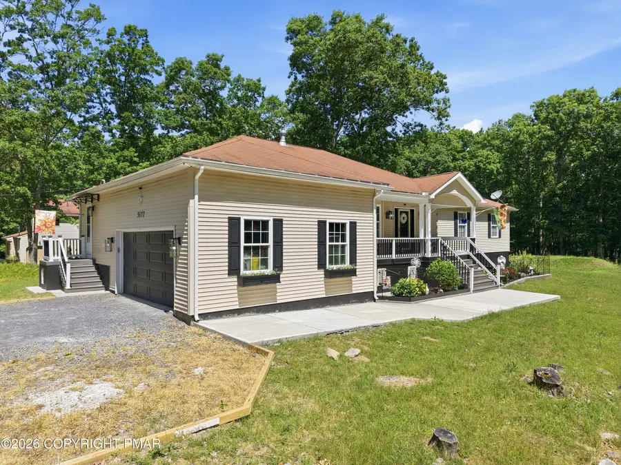 3172 Bluebird Drive, Bushkill, PA 18324 - #2