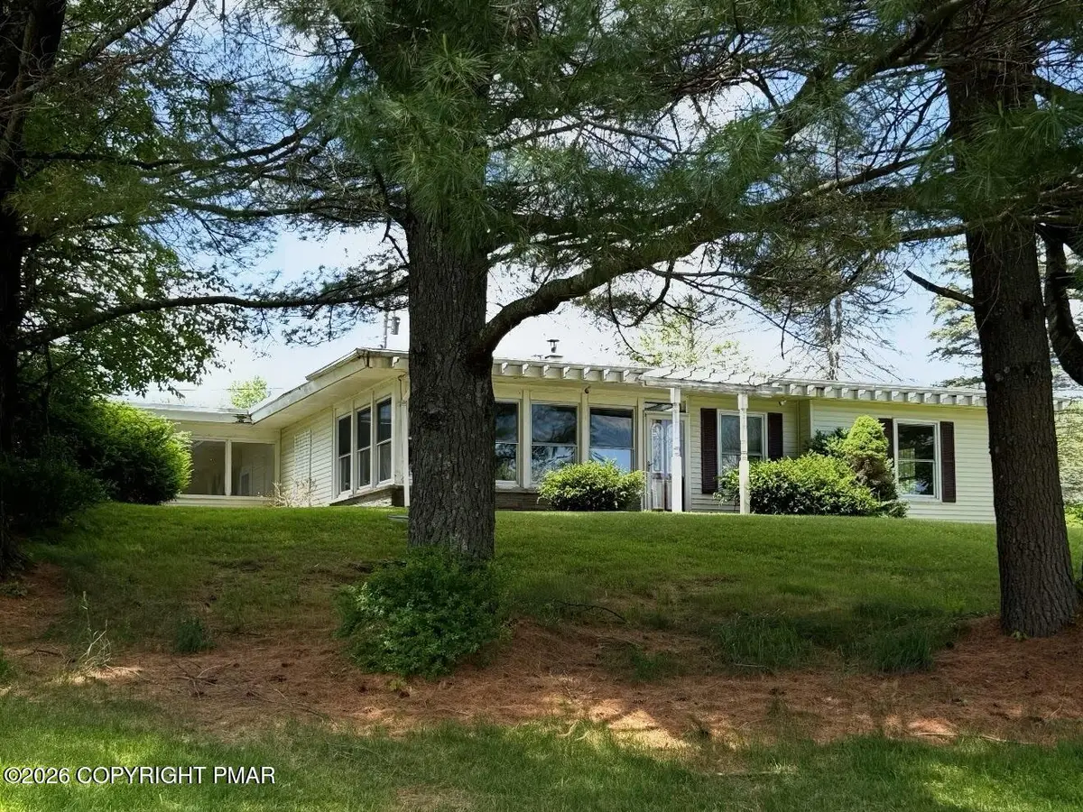 193 Country Club Drive, Gouldsboro, PA 18424 - #1