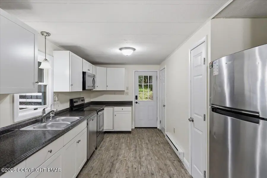 706 Foxtown Hill Road, Stroudsburg, PA 18360 - #3