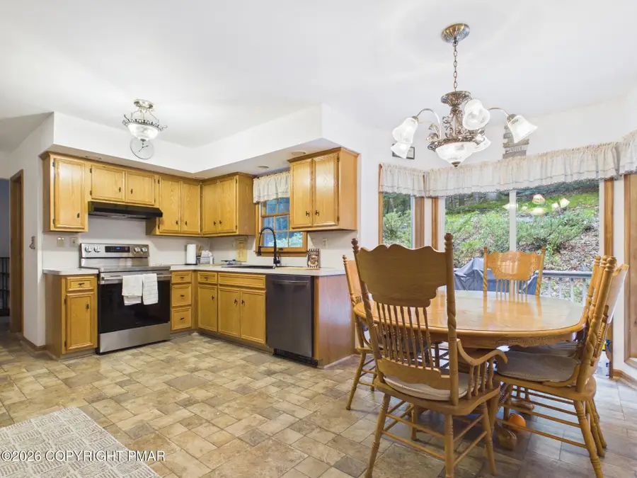 5390 Woodbridge Drive E, Bushkill, PA 18324 - #3