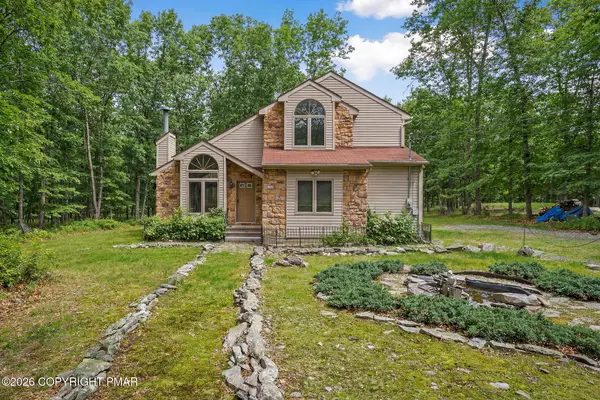3176 Bluebird Drive, Bushkill, PA 18324
