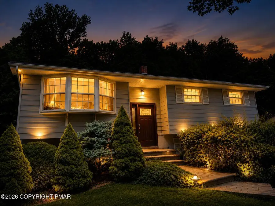 34 Parkway Drive, Stroudsburg, PA 18360 - #2