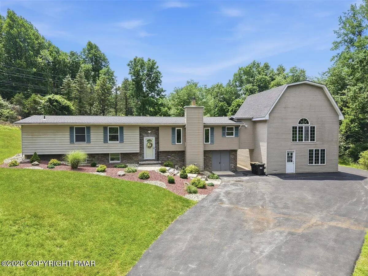 226 Circle Drive S, Saylorsburg, PA 18353 - #1