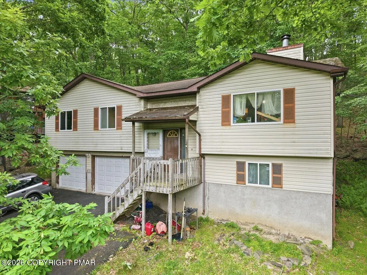 172 Dorchester Drive, Bushkill, PA 18324 - #1