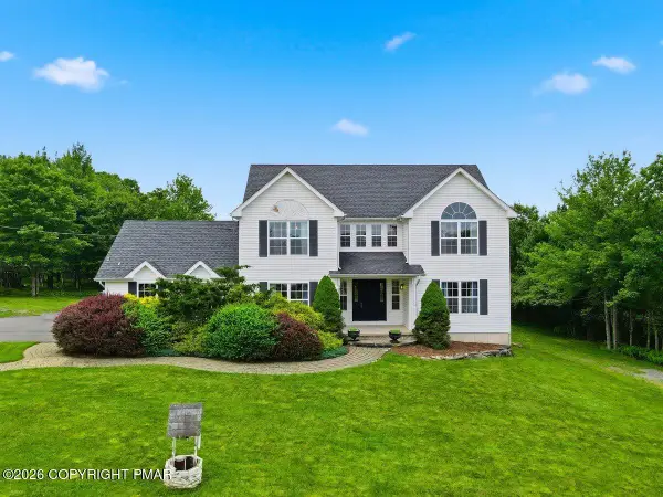 1855 Sun Valley Drive, Blakeslee, PA 18610