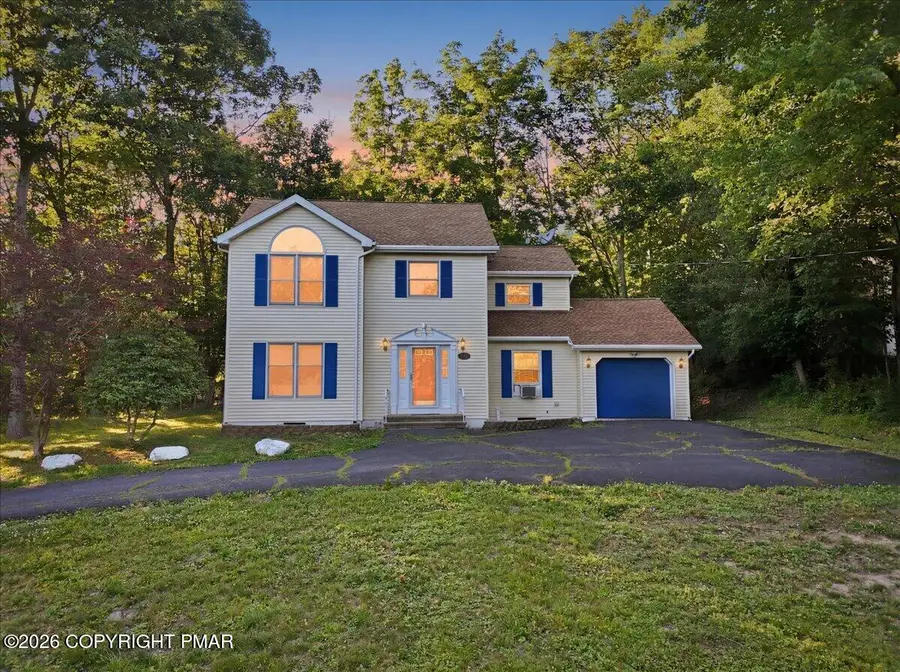 712 Avenue E, Stroudsburg, PA 18360 - #2