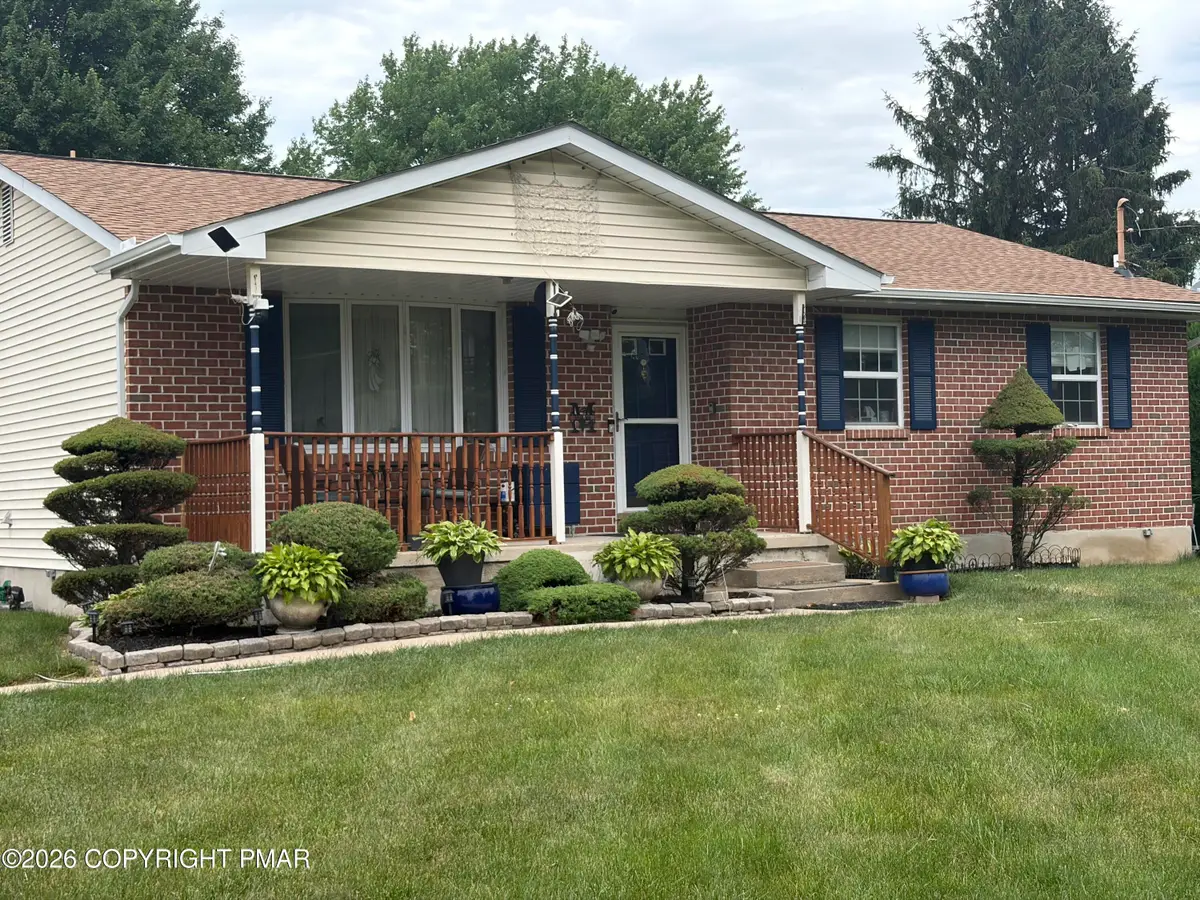 568 E West Street, Wind Gap, PA 18091 - #1