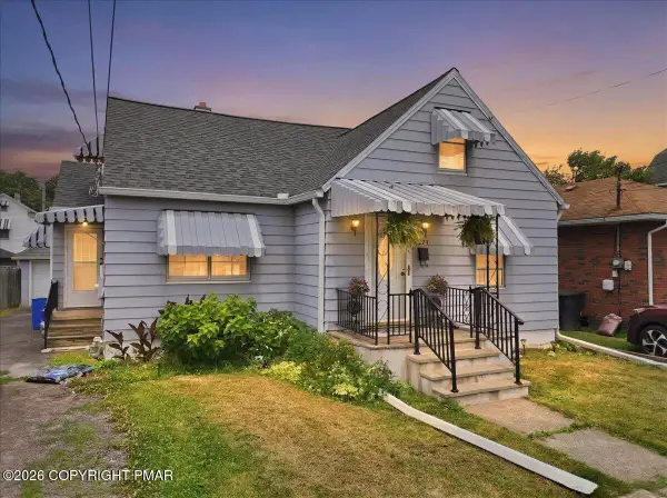 293 Lyndwood Avenue, Hanover Township, PA 18706