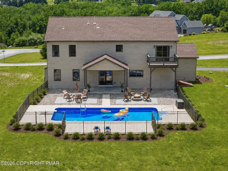 130 Longenbach Avenue N, Nazareth, PA 18064 - #3