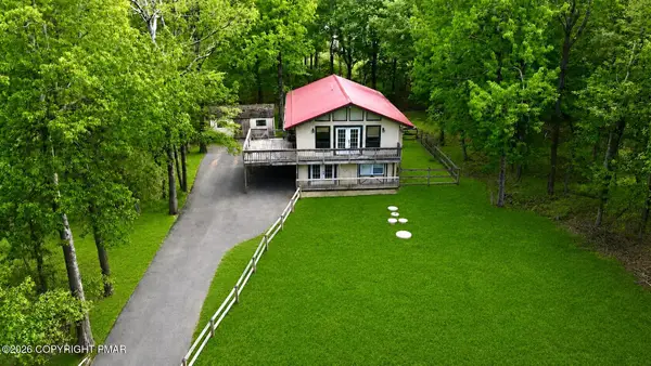 401 Clearview Drive, Long Pond, PA 18334