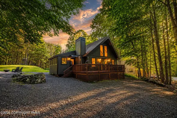 105 Lyman Lane, Clifton Township, PA 18424