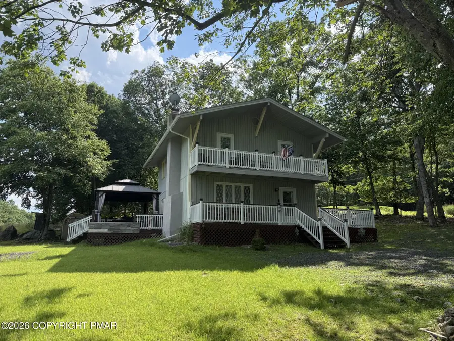 177 Purple Martin Drive, Bushkill, PA 18324 - #2