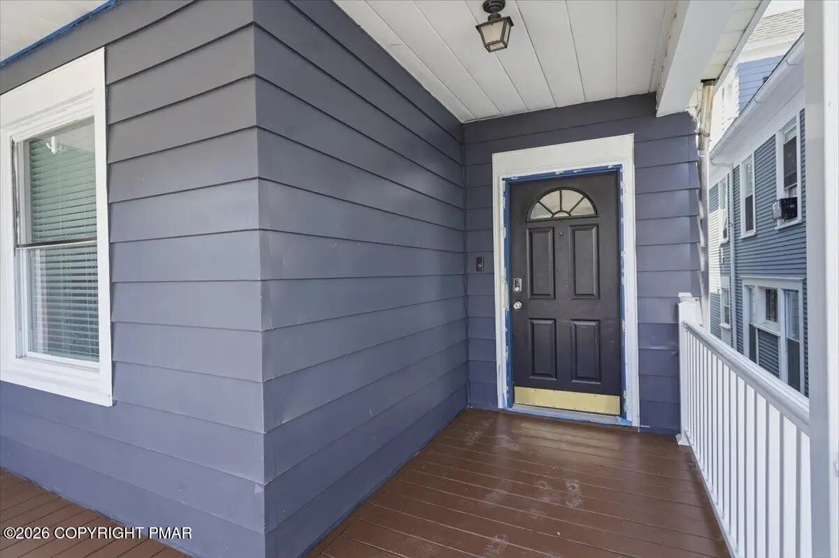 139 Broad Street, Pittston, PA 18640 - #1