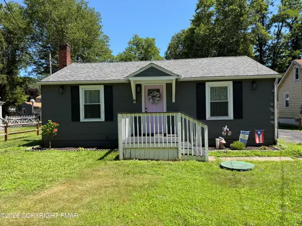 1878 Paradise Trail, East Stroudsburg, PA 18301