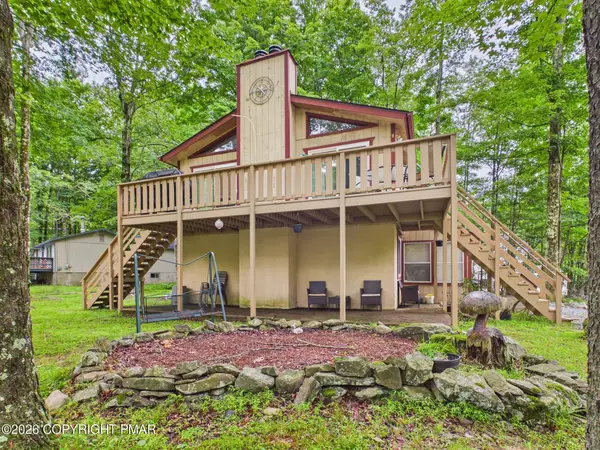 2060 Lehigh Drive, Pocono Lake, PA 18347