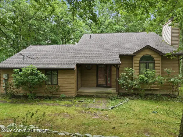 408 Longview Drive, Stroudsburg, PA 18360