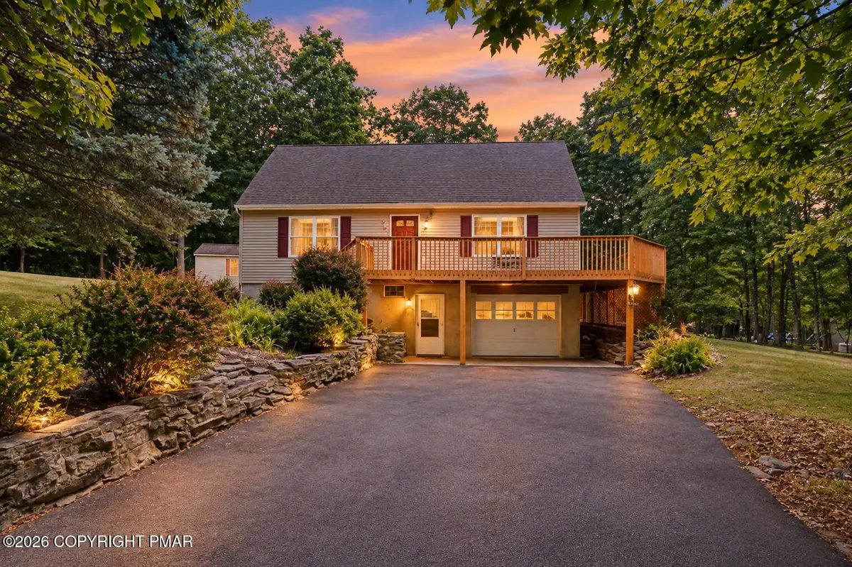 30 Juniper Way, Hawley, PA 18428 - #1