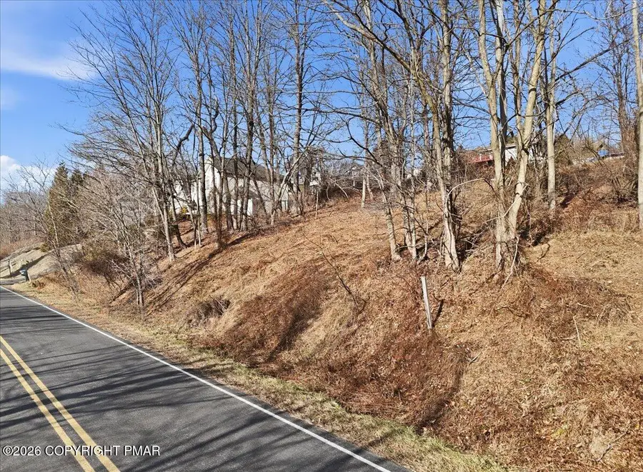 516 Edgemont Road, Stroudsburg, PA 18360 - #3