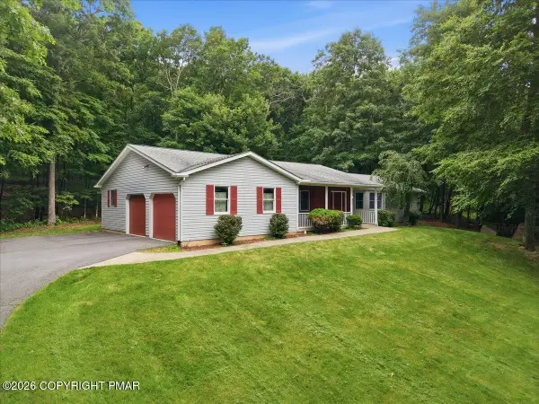 209 Foothill Boulevard, Effort, PA 18330