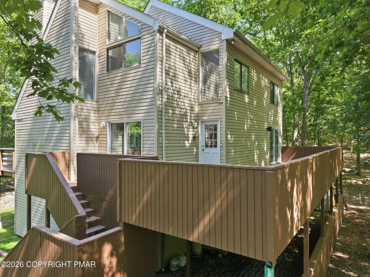 1328 Kensington Drive, East Stroudsburg, PA 18301 - #1