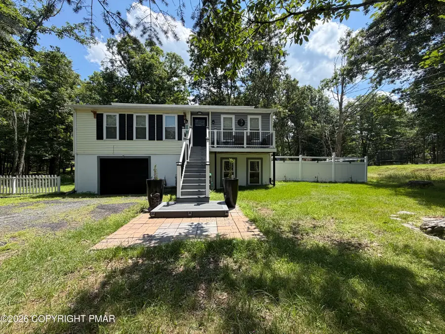 4469 Pine Ridge Drive W, Bushkill, PA 18324 - #2