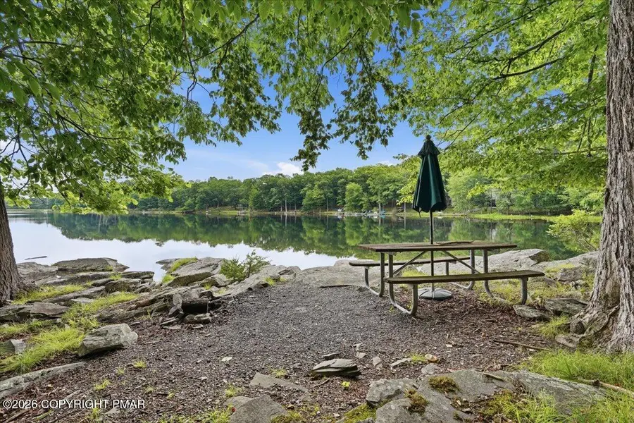 2342 Eagle Path, Bushkill, PA 18324 - #3