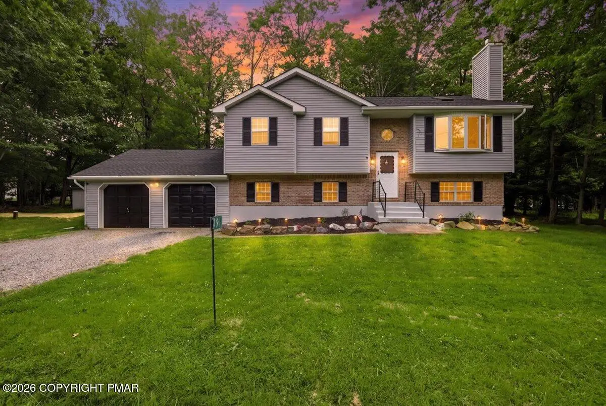 296 Scotch Pine Drive, Pocono Summit, PA 18346 - #1