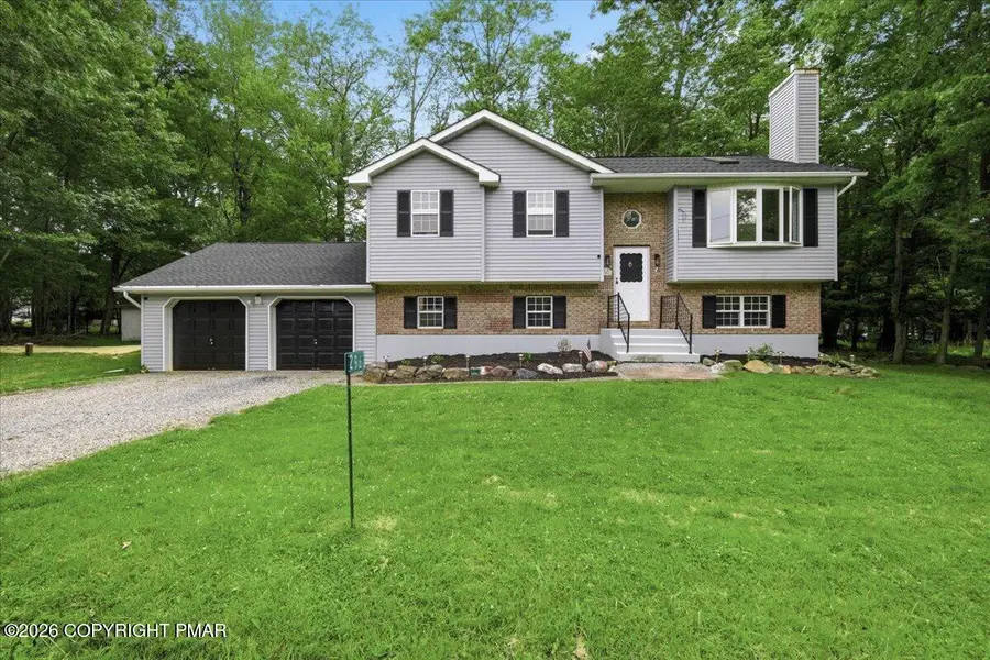 296 Scotch Pine Drive, Pocono Summit, PA 18346 - #2