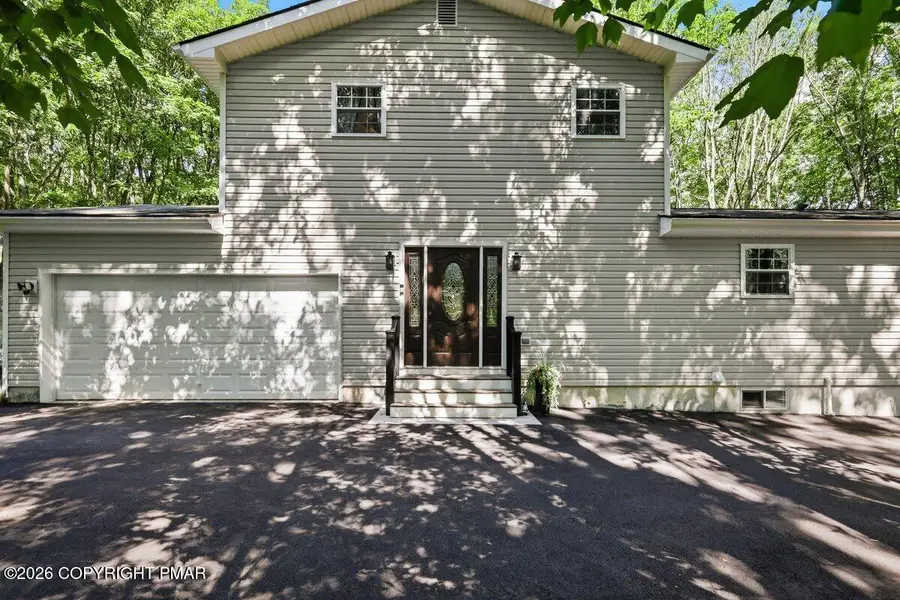 1106 Grand Mesa Drive, Saylorsburg, PA 18353 - #3