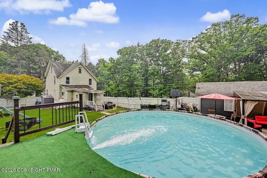 98 Fairview Avenue, Mount Pocono, PA 18344 - #3