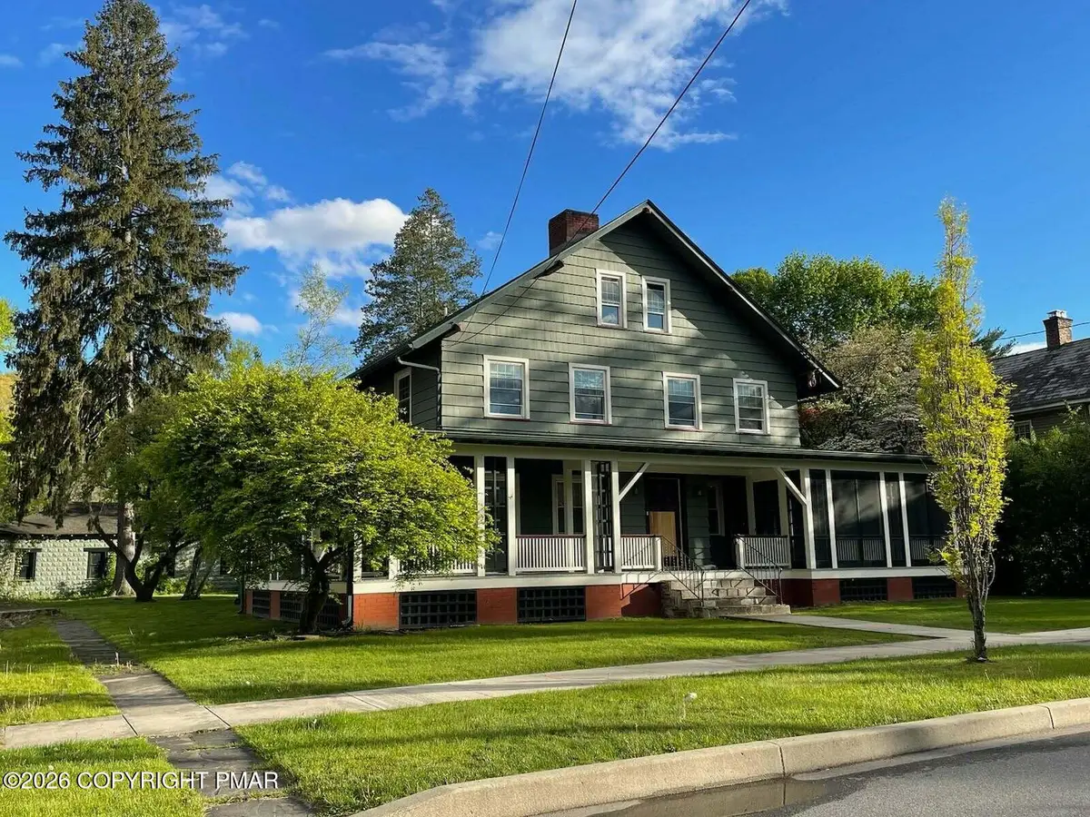 611 Bryant Street, Stroudsburg, PA 18360 - #1