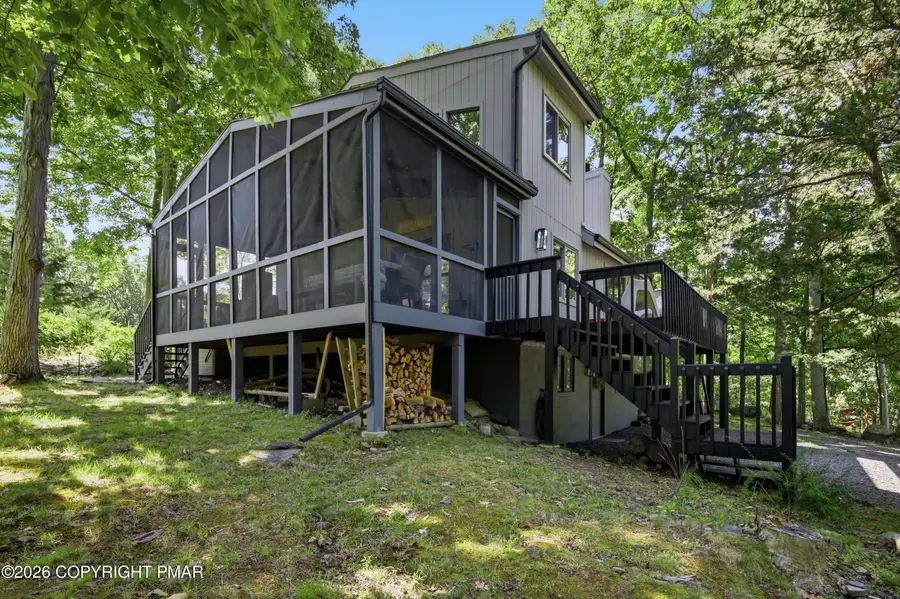 2120 Glasgow Drive, Bushkill, PA 18324 - #2