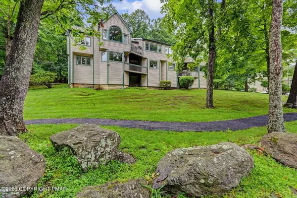 324 Hollow Road, East Stroudsburg, PA 18302