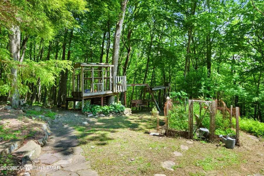 230 W Creek Road, Lehighton, PA 18235 - #3