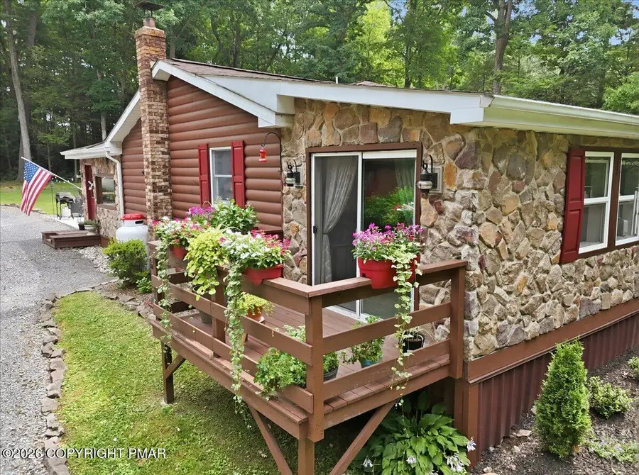 1646 Erie Court, Effort, PA 18330 - #3