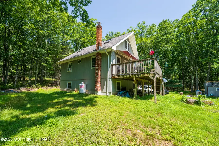 3196 Woodcrest Avenue, Effort, PA 18330 - #3