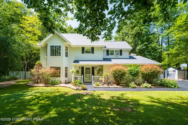 211 Annette Marie Drive, Long Pond, PA 18334