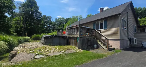 135 Little Creek Lane, East Stroudsburg, PA 18301