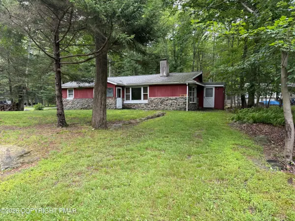 300 Owassa Drive, Pocono Lake, PA 18347