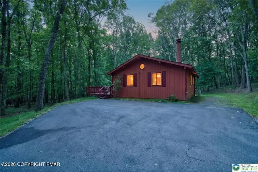 1137 Grand Mesa Drive, Saylorsburg, PA 18353 - #3