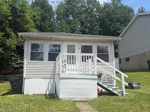 30 High Street, Harveys Lake, PA 18618