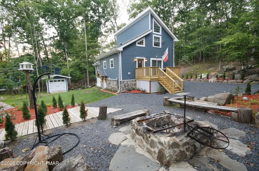 375 Canterbury Road, Bushkill, PA 18324 - #3