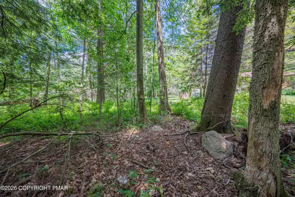Beechwood Rd 5, Blakeslee, PA 18610